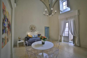 Palazzo Doxi Fontana Porta Verde